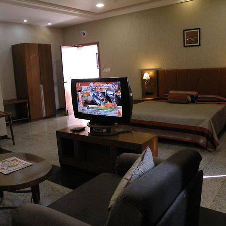 Nasiklub Hotel Exterior photo