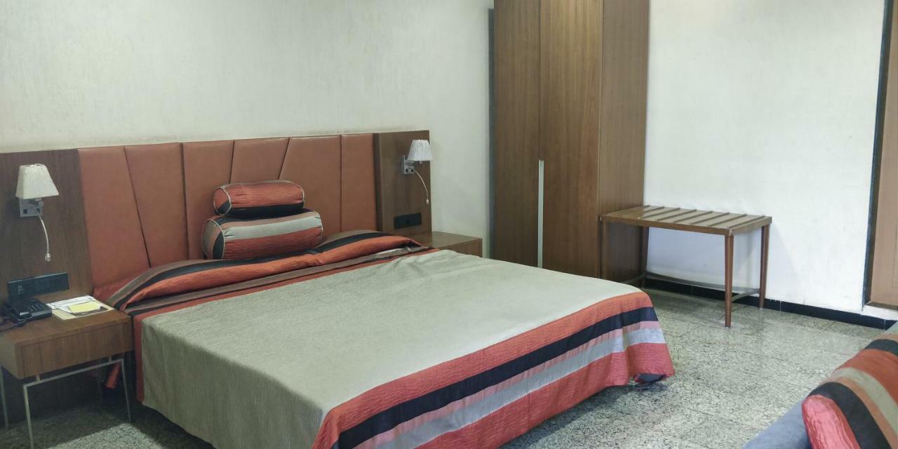 Nasiklub Hotel Exterior photo